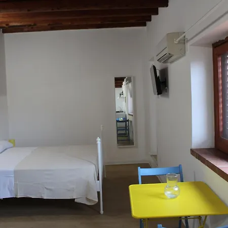 Terrasini 2000 Home Holidays Exterior photo