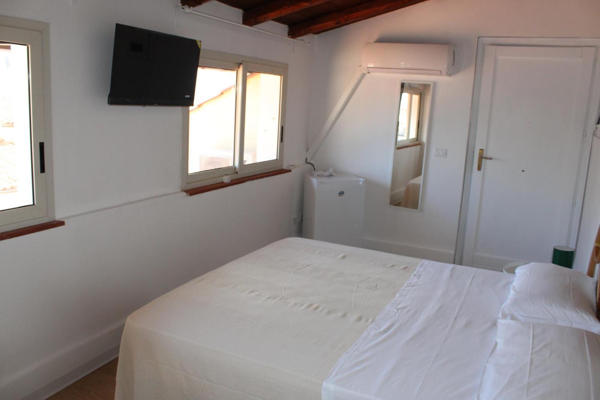 2000 Holidays Apartment Terrasini