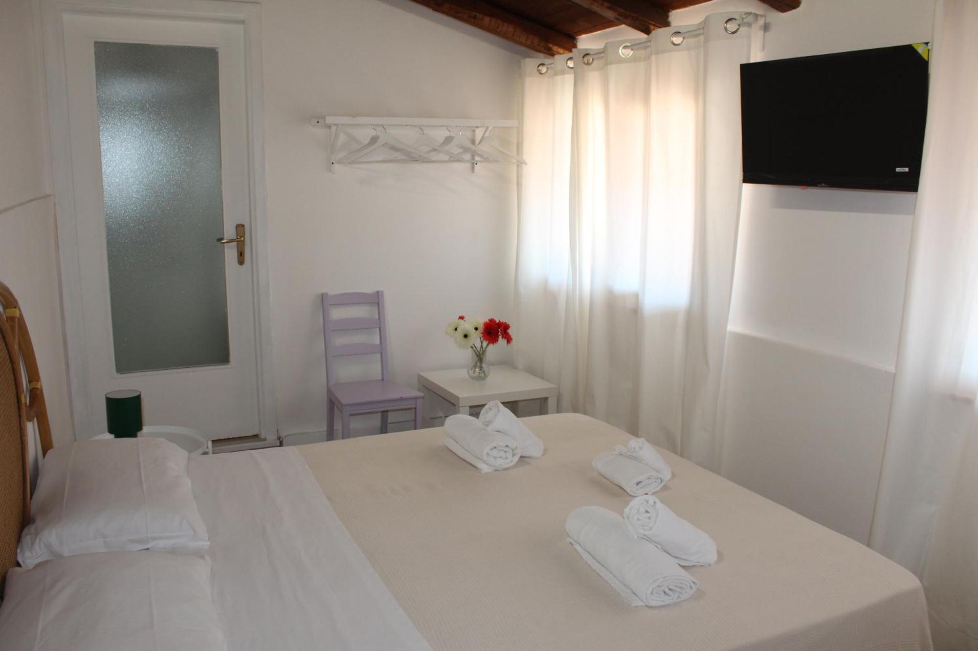 2000 Holidays Appartement Terrasini